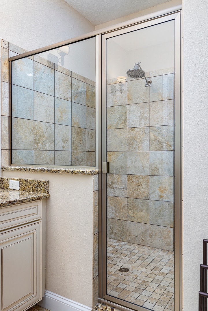 Property p2 image 21